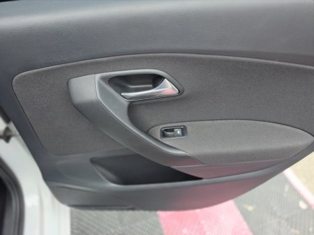 2016 Volkswagen Polo - photo 20
