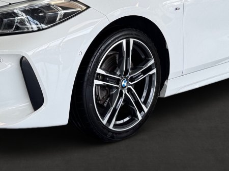 2021 BMW 1-Series - photo 10