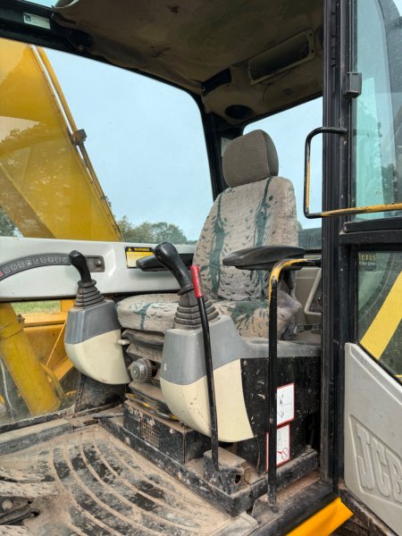 0 JCB  - photo 10