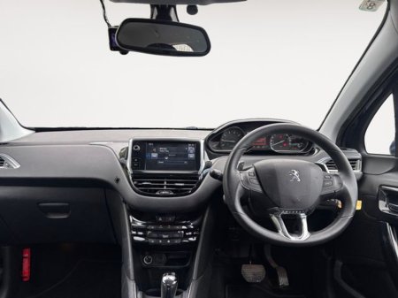 2015 Peugeot 208 - photo 10
