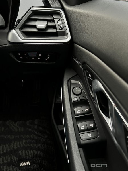 2021 BMW 3-Series - photo 13
