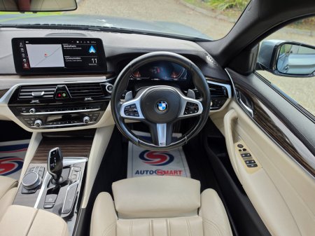 2022 BMW 5-Series - photo 16
