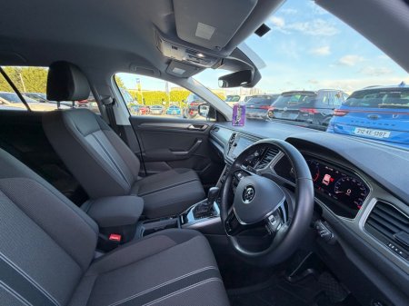 2021 Volkswagen T-Roc - photo 18