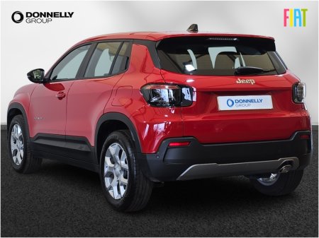 2024 Jeep Avenger - photo 2