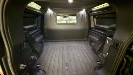 2025 Land Rover Discovery - photo 16