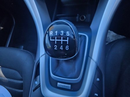 2017 Ford Mondeo - photo 15