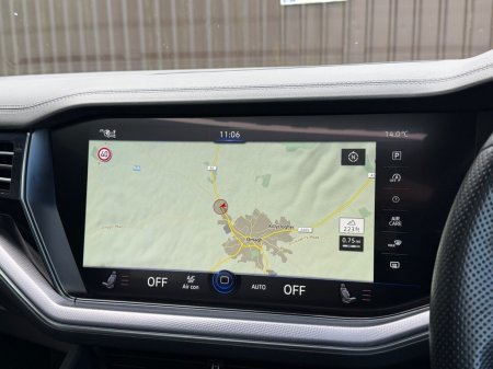 2023 Volkswagen Touareg - photo 14