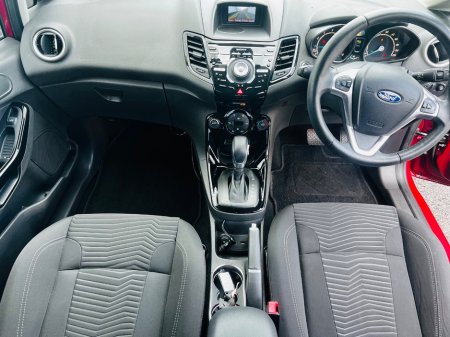 2014 Ford Fiesta - photo 15