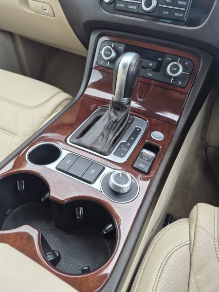 2016 Volkswagen Touareg - photo 24