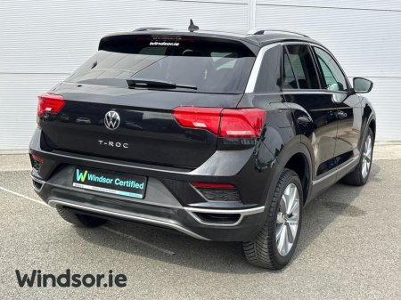 2021 Volkswagen T-Roc - photo 2