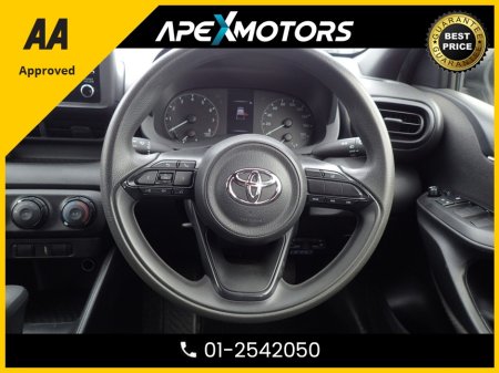 2020 Toyota Yaris - photo 19