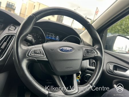 2016 Ford Focus - photo 16