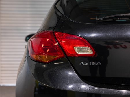 2014 Opel Astra - photo 10