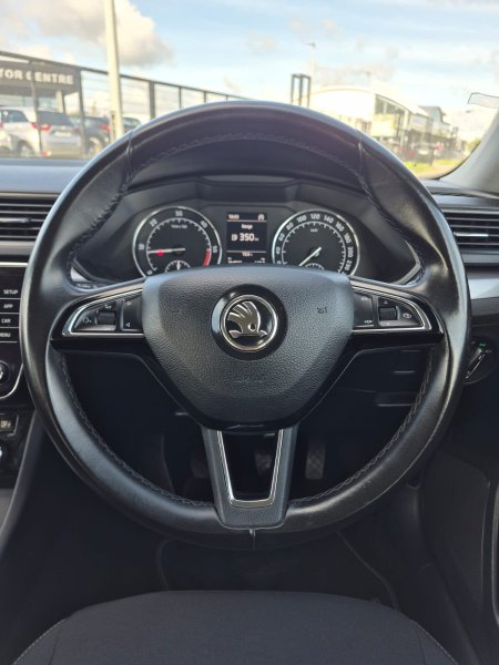 2021 Skoda Superb - photo 22