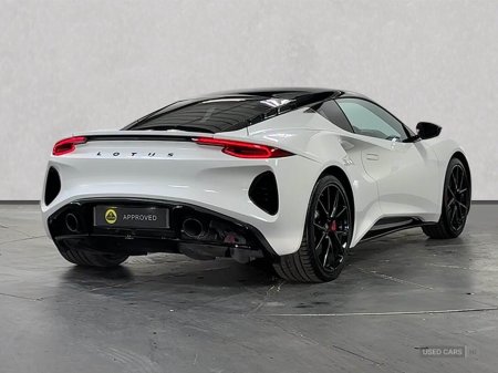 2025 Lotus Emira - photo 6