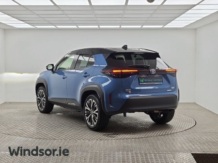 2023 Toyota Yaris Cross - photo 2