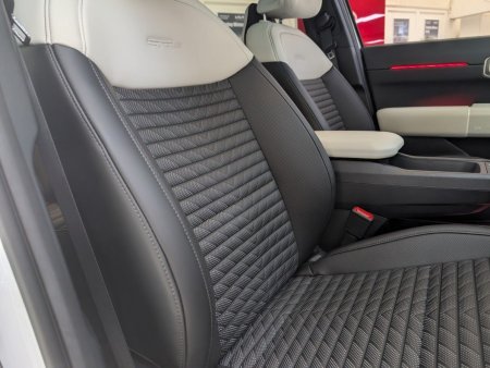 2026 Kia EV4 - photo 6