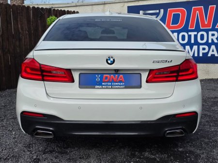 2017 BMW 5-Series - photo 6