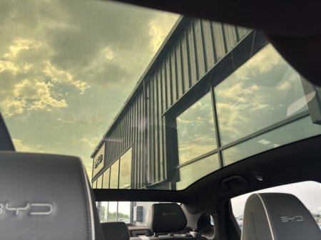 2026 BYD SEAL - photo 9