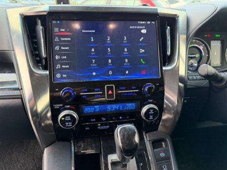 2019 Toyota Alphard - photo 23