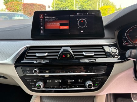 2020 BMW 5-Series - photo 20