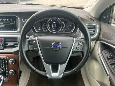 2016 Volvo V40 - photo 20