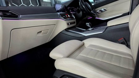 2021 BMW 3-Series - photo 22