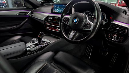 2017 BMW 5-Series - photo 32