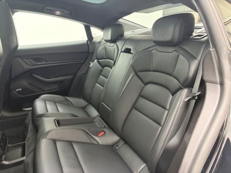 2023 Porsche Taycan - photo 19
