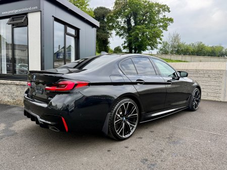 2022 BMW 5-Series - photo 6