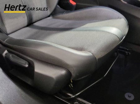 2023 Peugeot 2008 - photo 19