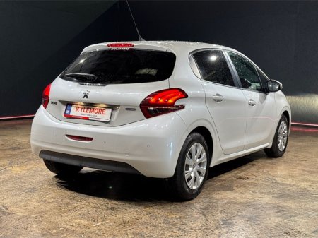 2017 Peugeot 208 - photo 3