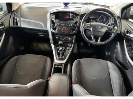 2016 Ford Focus - photo 8
