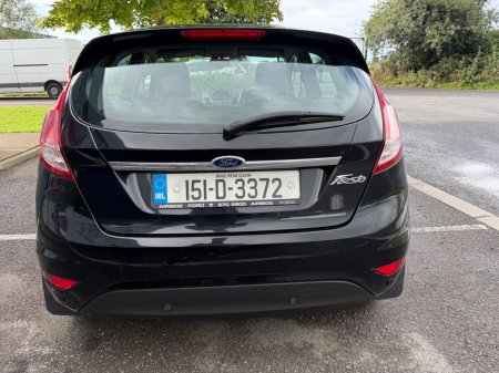 2015 Ford Fiesta - photo 12