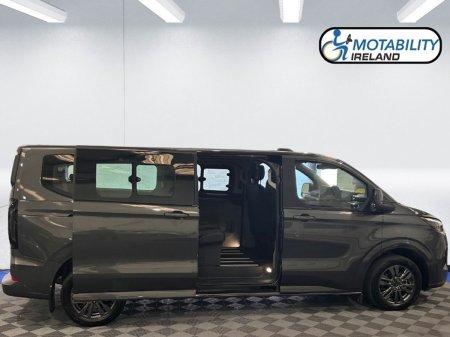 2026 Ford Tourneo Custom - photo 4