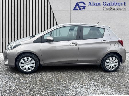 2015 Toyota Yaris - photo 5