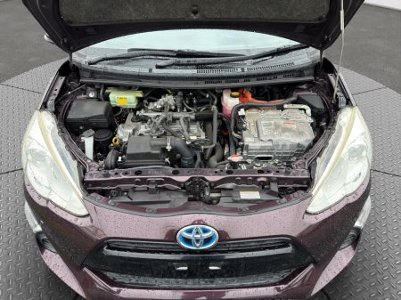 2016 Toyota Aqua - photo 18