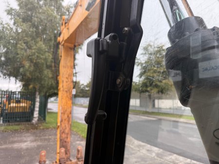 0 JCB  - photo 20