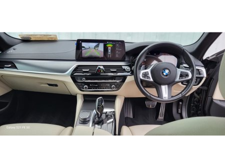 2023 BMW 5-Series - photo 6