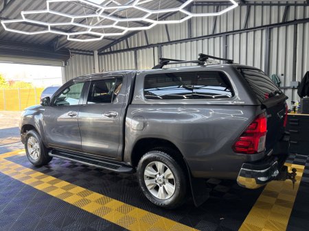 2016 Toyota Hilux - photo 5