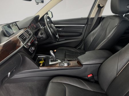 2017 BMW 3-Series - photo 17