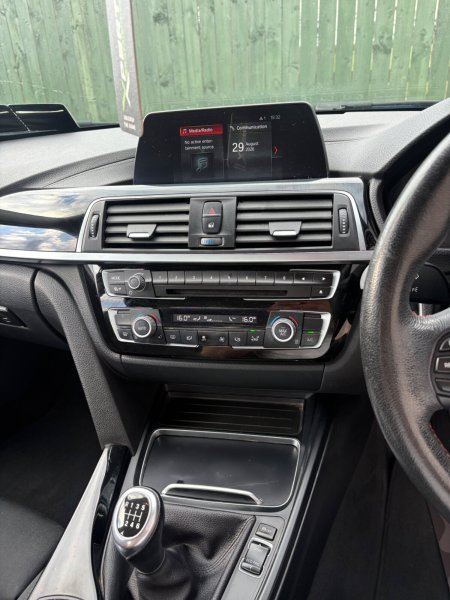2017 BMW 3-Series - photo 16