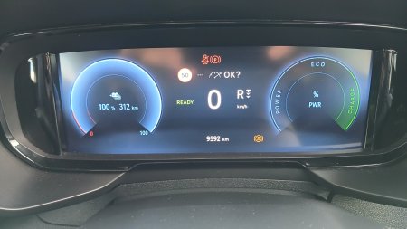 2025 Toyota Proace - photo 18