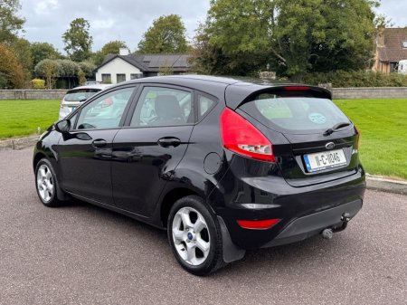 2011 Ford Fiesta - photo 7