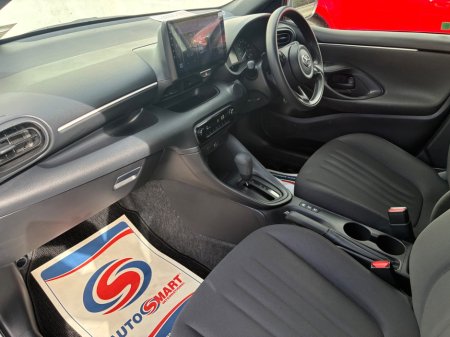 2021 Toyota Yaris - photo 14