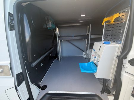 2022 Volkswagen Transporter - photo 23