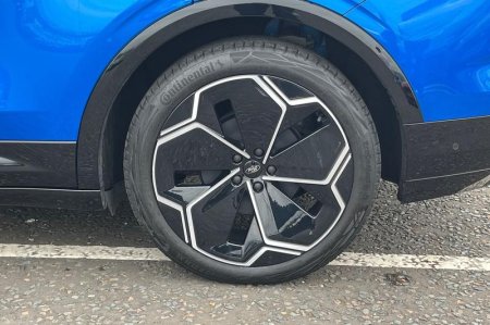 2025 Ford Capri - photo 8