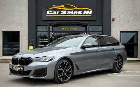 2023 BMW 5-Series - photo 2
