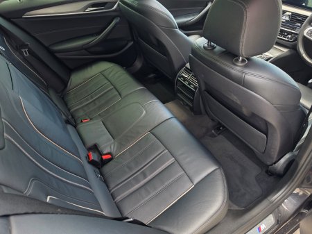 2019 BMW 5-Series - photo 6