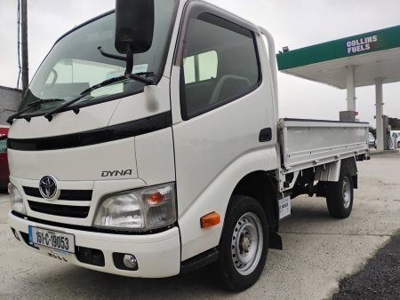 2015 Toyota Dyna - photo 4